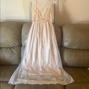 NWT M Magnolia Boutique Paradise Island Maxi Dress